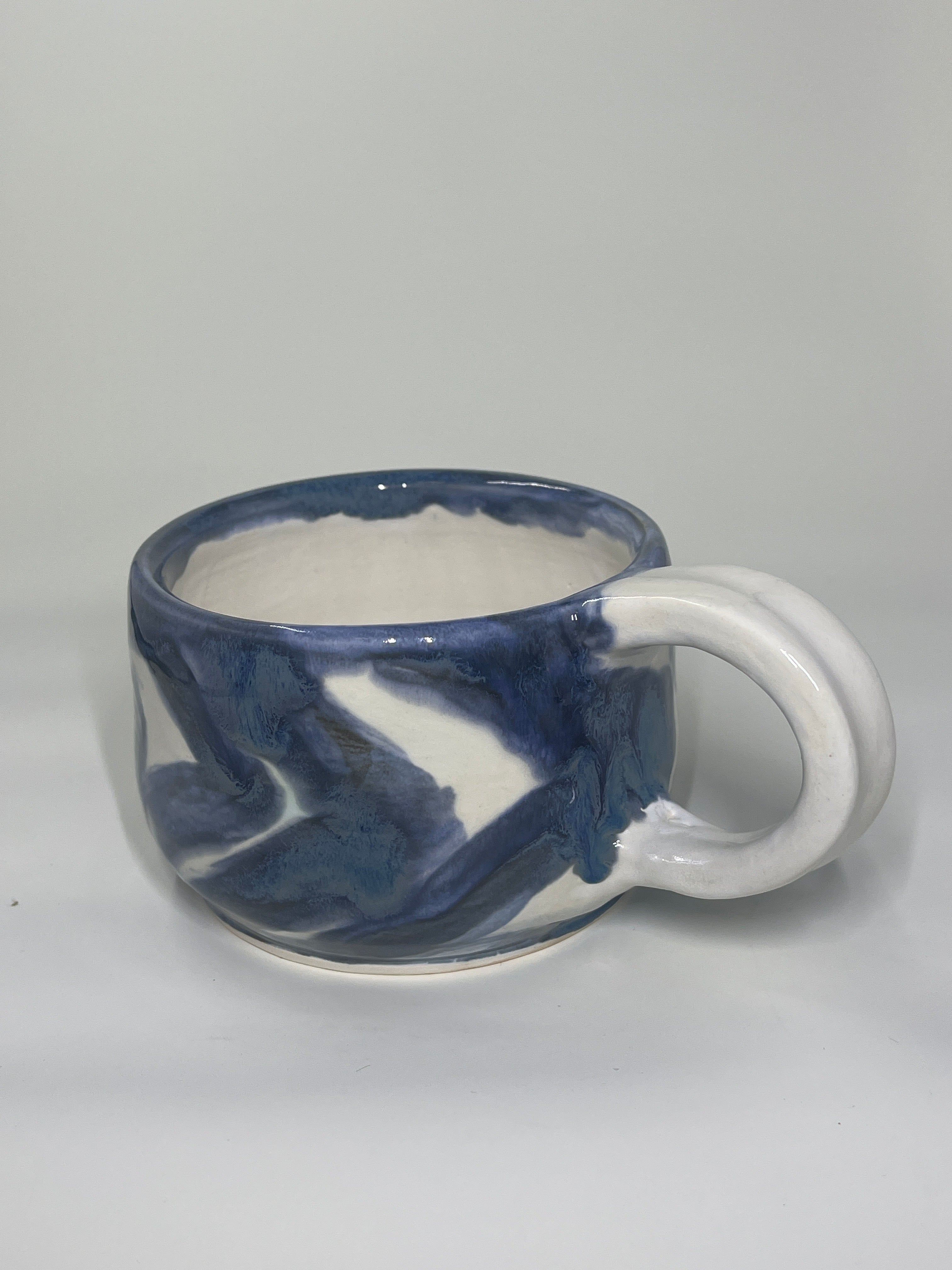 White wave mugs 4