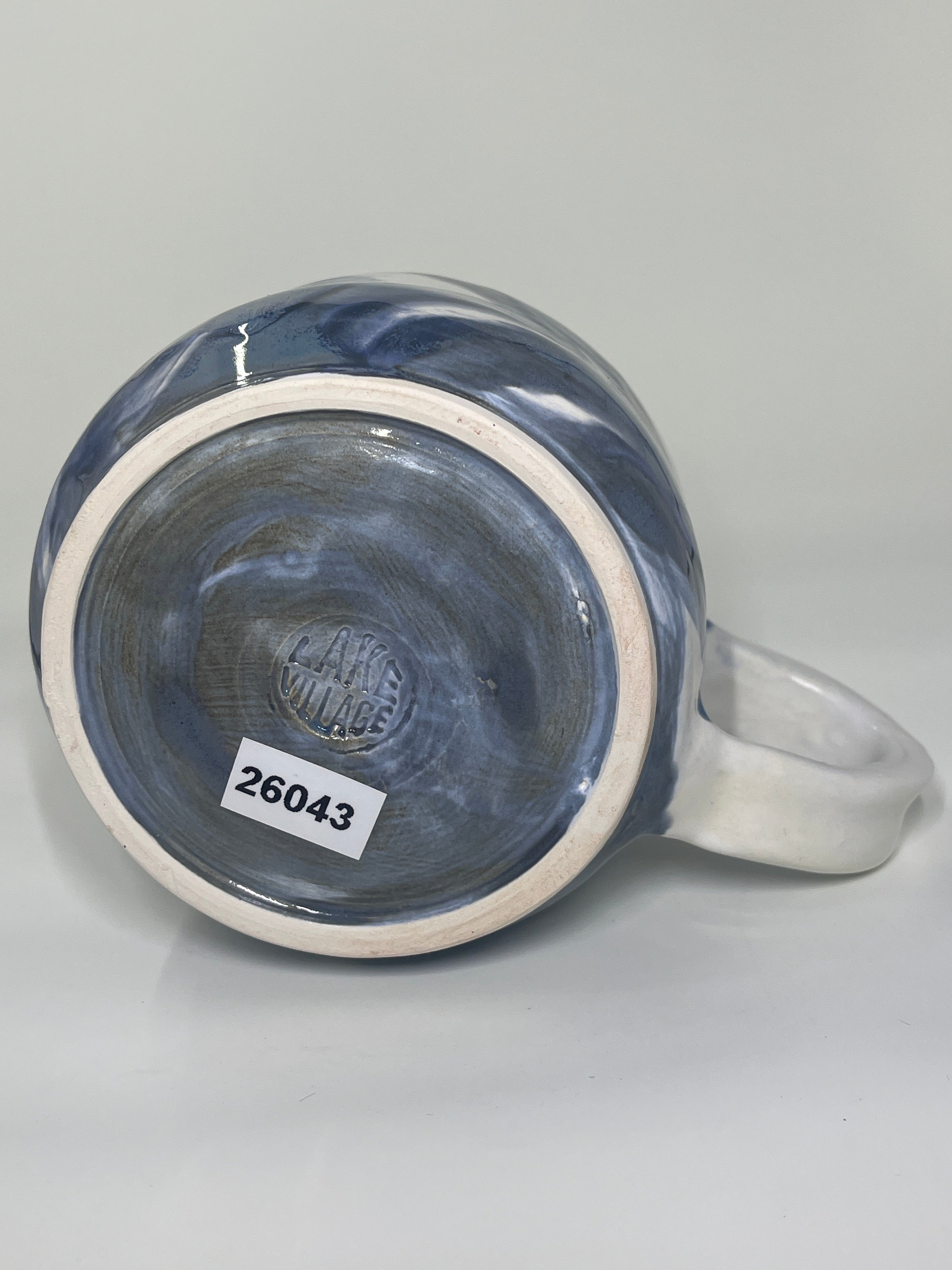 White wave mugs 4