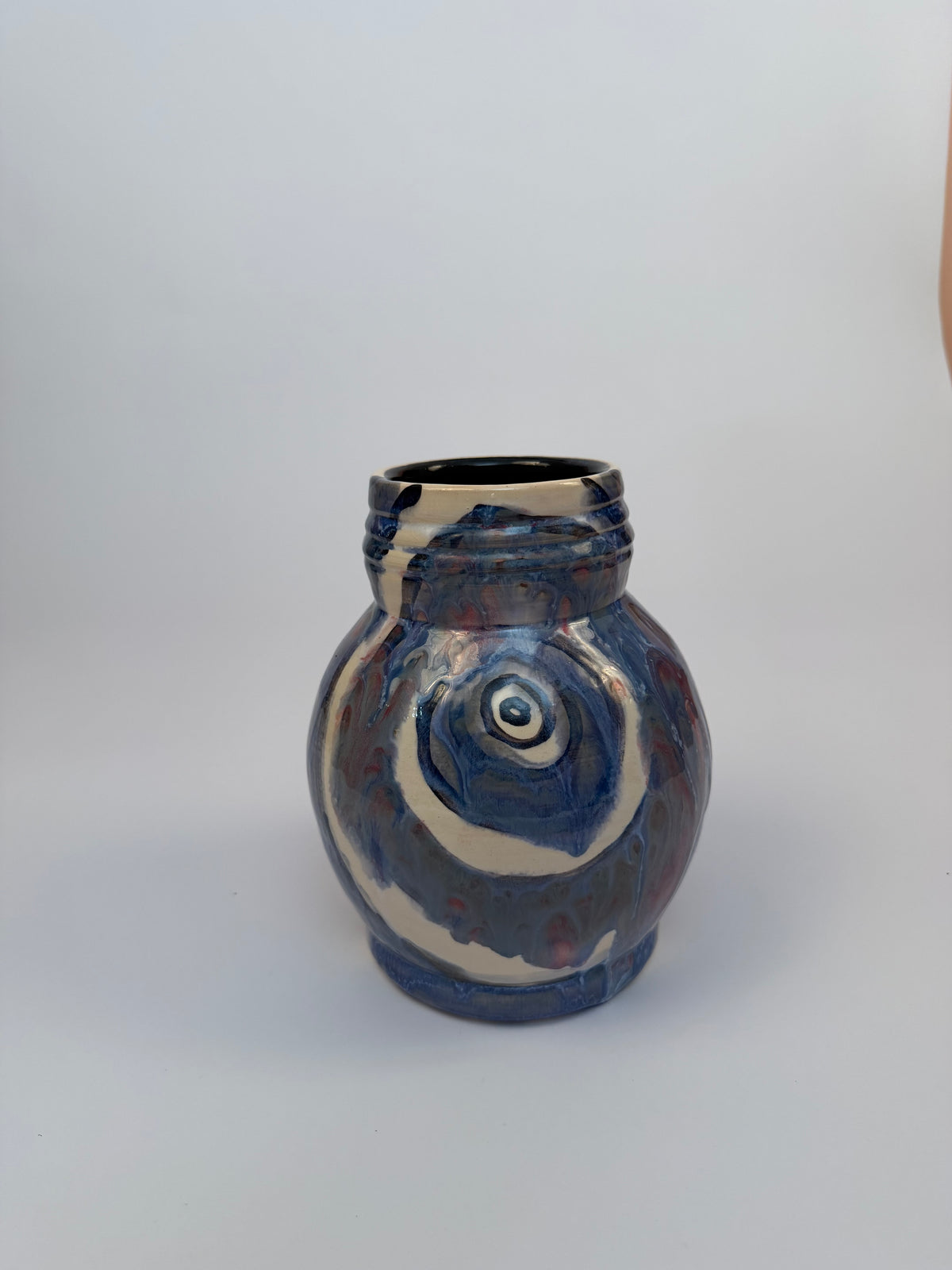 Tidal forcing vase