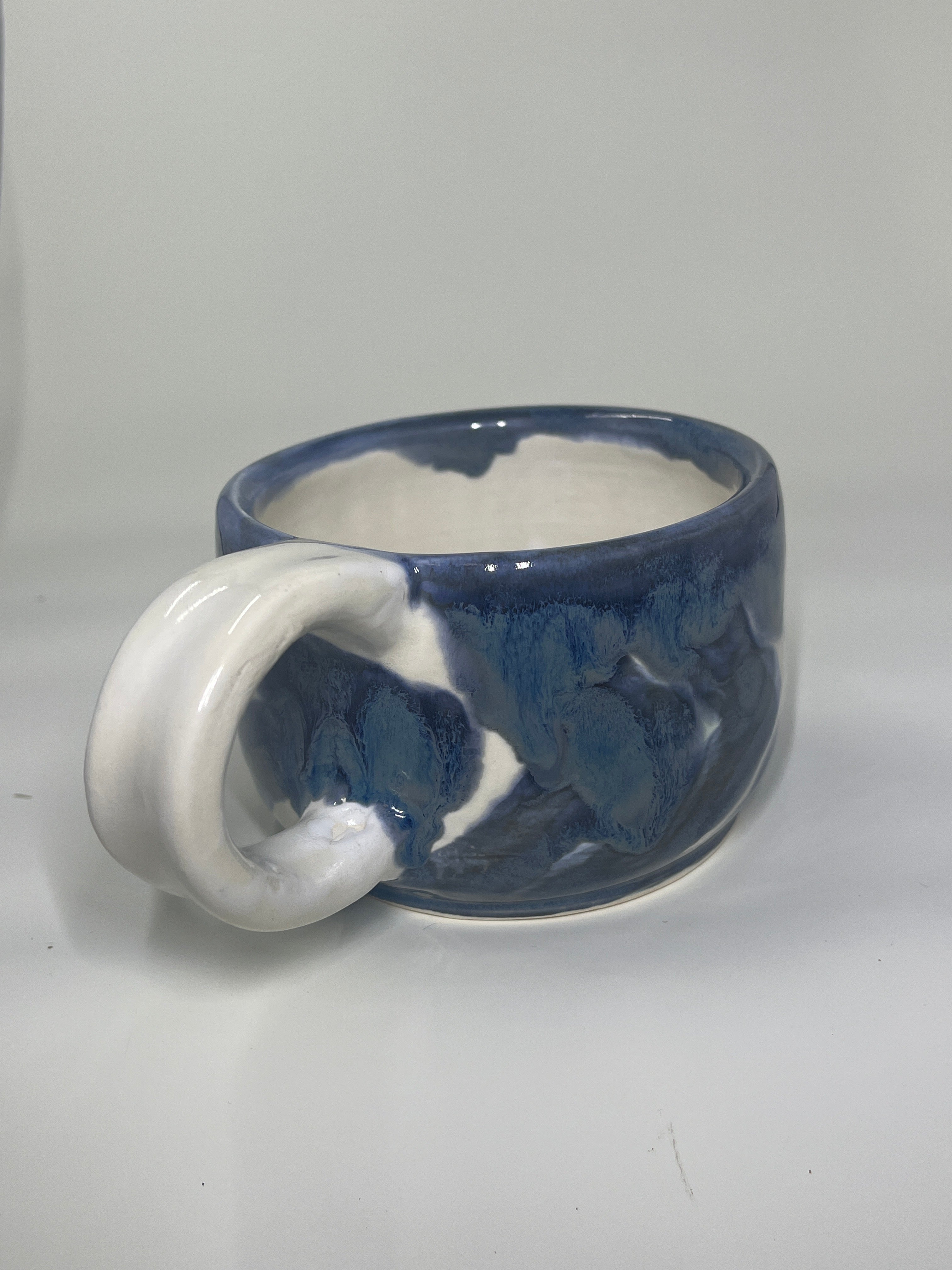White wave mugs 4