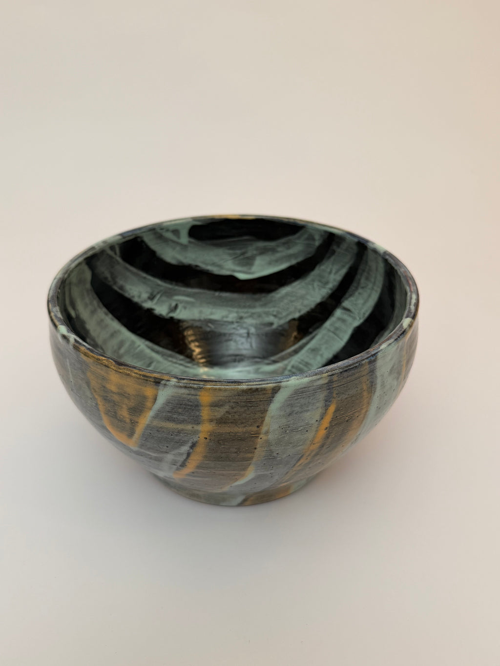 Dark flare bowl