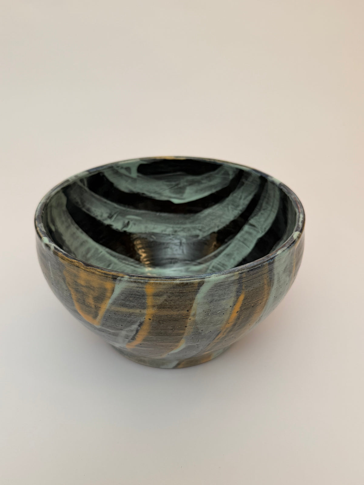 Dark flare bowl