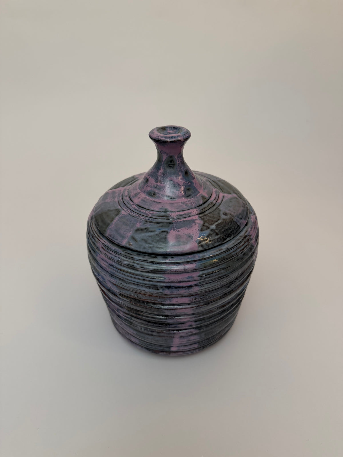 Dark aurora jar